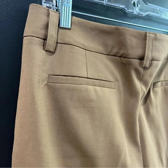 Alice + Olivia Low Rise Straight Leg Trouser in Tan Size 8 - Picture 6 of 11